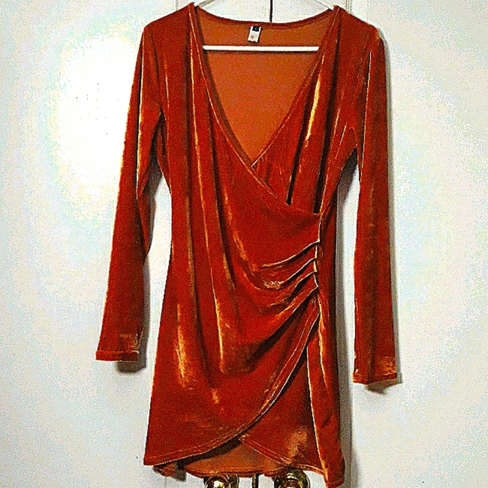 Sexy Velvet Mini Dress in Mustard Gold